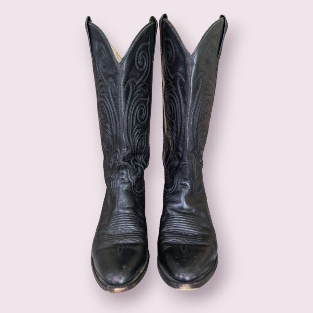 Tony Lama cowboy boots size 8
